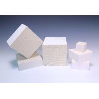 China Al2O3 Catalyst Honeycomb Ceramic Substrate White For Industrial VOC on sale