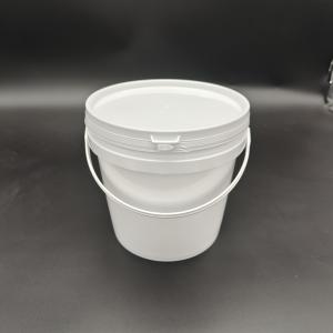 China PP HDPE Recyclable Food Grade Plastic Buckets 1L-5L Capacity Acid And Alkali Resistance supplier
