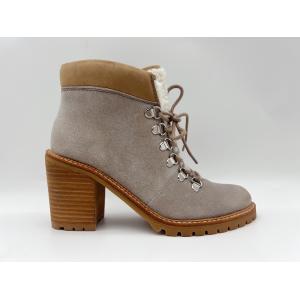 Soft Fleece Lace Up Waterproof Boots Womens Beige Ankle Boots ODM OEM