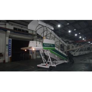 China Passenger Вoarding Stairs With Travelling Distance 50 - 80 km And Curtis Controller supplier