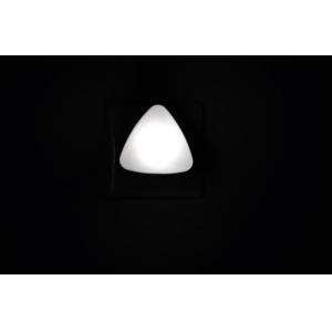 China Triangular Auto Sensor LED Night Light , 0.5W Battery Powered Automatic Night Light supplier