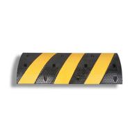 China Foresight Reflective Rubber Speed Bump Heavy Duty Reducing Traffic Accident on sale