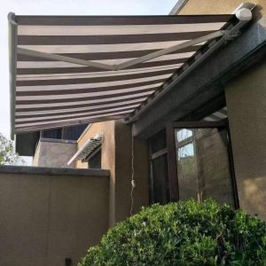 China High Quality Custom Retractable Aluminum Electric Awning Waterproof Terrace Garden Full Box with Curved Arm Window Application wholesale