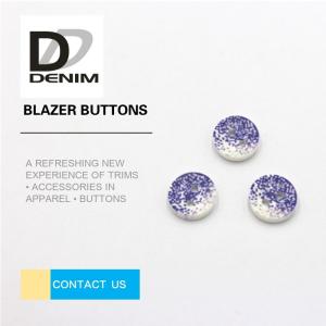 China 3D Fashion Button • Plastic Buttons • Clothing Buttons • ing Buttons • 4 / 2 Holes Resin Buttons supplier