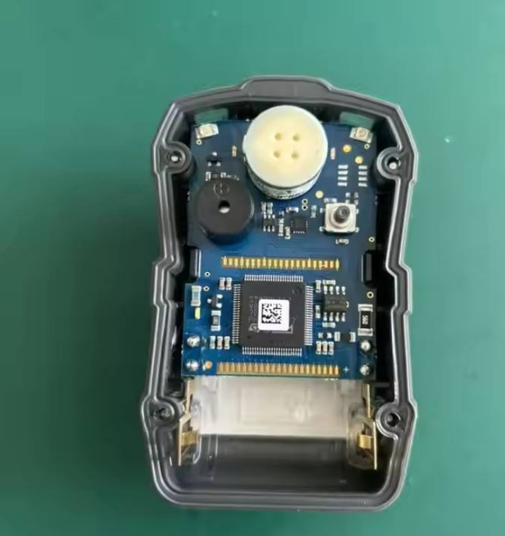 China ATEX Certified Portable Gas Detector for H2S CO SO2 Cl2 NO2 with IP67 Protection and 1 Year Warranty wholesale