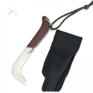 China Professional Steel Harvesting Sickle Garden Tool Oxide Coated Wooden Handle Mini supplier