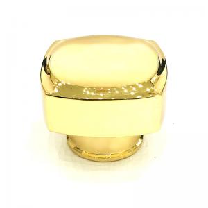 China Shiny Gold Color Regular Metal Aluminium Zamak Bottle Caps wholesale