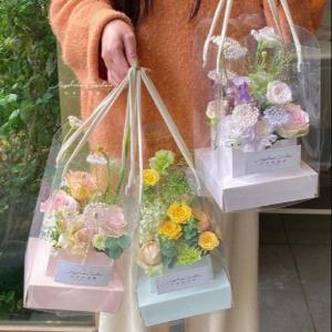 China PVC Flower Packaging Boxes With Handle Clear Window Tote Bag Transparent supplier