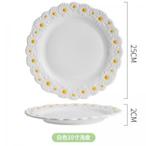 Daisy Underglaze Ceramic Dessert Plates , Faience Ceramic Dinner Set For Salad Food