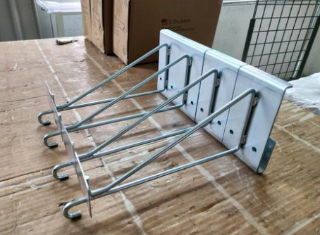 China Galvanized Zinc Plating 1/4" Trellis Hook Bracket wholesale