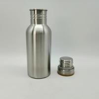 China Silver Color Single Wall Stainless Steel Water Bottle 500ml Corrosion Resistance on sale