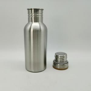 China Silver Color Single Wall Stainless Steel Water Bottle 500ml Corrosion Resistance supplier