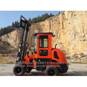 China 3 tons Rough Terrain Forklift Truck CPCY30 ,All Terrain Forklift 4WD Forklift with Air condition, with diesel engine supplier