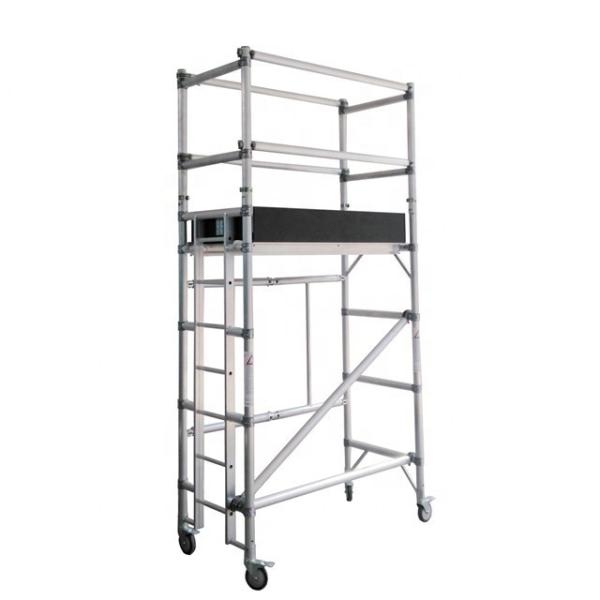 Torre de andamios de aluminio de plata Torre de andamios plegables móviles personalizados