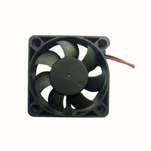 China DC 12V Brushless Computer CPU Fan , 5V Axial Silent CPU Cooler Sleeve / Ball Bearing supplier