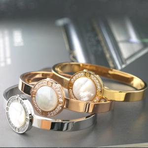 China Stainless Steel Bracelet with White Shell, Diamond Cuff Bangle, Silver , gold color women bangle supplier