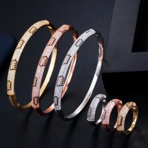 China Fashion Bracelet Ladies Silver Color Cubic Zirconia Bangle Royal Tennis Bracelets Jewelry for Christmas Gift supplier