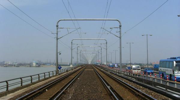 Light Weight Steel Building Structures For Electrical Railway Steel Poles,