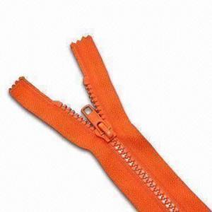 China Plastic Long Chain Zipper, Raw Material from Taiwan, Comes in Various Colors, with Excellent Quality on sale 