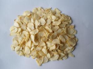 China 2015 new crops garlic flakes on sale 
