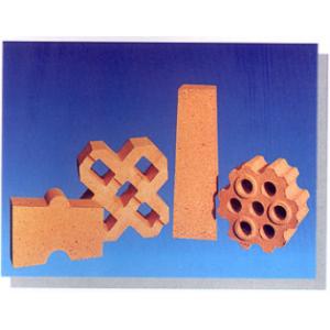 China Heat Resistance Fire Clay Rectangular Furnace Bricks Low Thermal Expansion supplier
