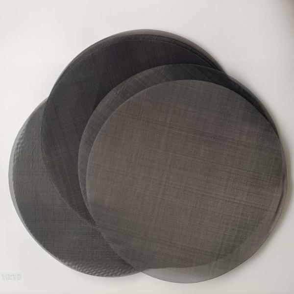 China Single Layer 10-80 mesh Black Wire Mesh Filter Discs For Rubber Oil Industry wholesale