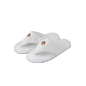 China cheap personalized disposable hotel slippers supplier