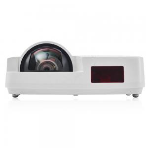 China Short Focus Fisheye Lens 4500 Lumens Projector For Classroom Teaching supplier
