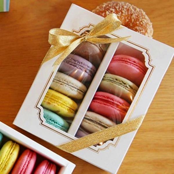 Personalised Macaron Food Packaging Box With Clear Window 15.7x12.8x5.8cm