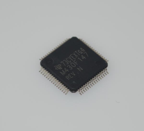 MSP430F147IPMR 16MHz超低電源MCU 32KBフラッシュ 1KB RAM 12ビットADC 16ビットタイマー UART/SPI/I2C 1.8-3.6V操作&64ピンLQFPパッケージ