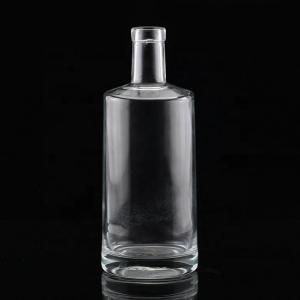 China Industrial Vodka Clear Glass Bottle with Short Neck and Fat Body 500ml 750ml supplier