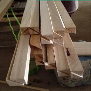 11mm x 11mm Wood Chamfer Paulownia Triangle Wood Strips with Moisture Content 8%-12%