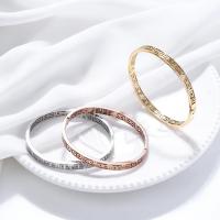 China Luxury Oval Bangle Bracelet Plaid Fashion Stainless Steel Bangles Personalized on sale