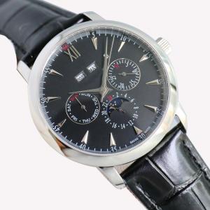 Analog Display Leather Strap Wrist Watch Black Color 3 ATM Water Resistance