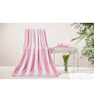 China Durable Striped Bath Towels Red Color Environmentally Friendly  supplier