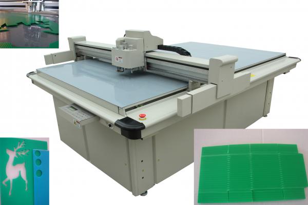 Time Savings Box Cutting Machine Equipped With Servo Motor Oscillating Knife