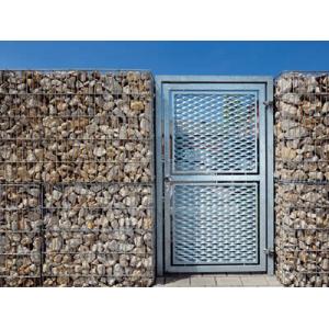 China Good Through Vision Expanded Metal Gate Anti - Corrosion Waterproof Easy Installation supplier