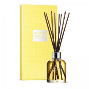 Wholesale home decor natural glass bottle essential oil aroma reed diffuser With Rattan Sticks
