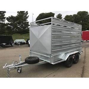 China Heavy Duty Cattle Crate Trailer With Stock Crates , Tandem 12 x 6 Box Trailer supplier