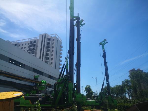 Dia 1300mm 78m/分をかみ合わせる37mの深さの抗打ち工事の装備機械