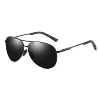China TAC Polarized Men Sunglasses Driving Anti Glare UV400 141MM Vintage Spring Hinge Sunglasses on sale