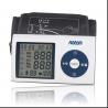 LCDの目覚し時計が付いている携帯用上椀の血圧のモニター