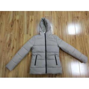 Zipper Ladies Hooded Padded Jackets Womens Quilted Coat With Fur Hood Detachable