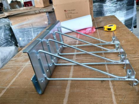 China Galvanized Zinc Plating 1/4" Trellis Hook Bracket wholesale