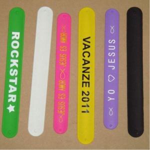 China Casting Embossed 2.0mm Custom Silicone Slap Bracelets supplier