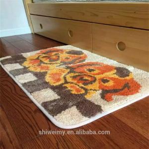 Dog pattern cut pile bath floor mat