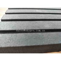 China Horse Rubber Mats for Horses Stables Wide Ribbed Shock Absorption Rubber Matting on sale