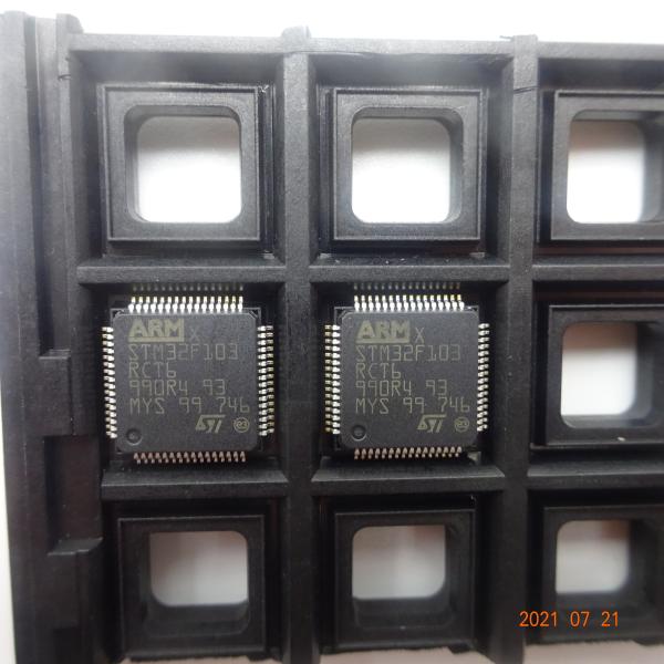電子部品 STM32F103RCT6 新しいオリジナルの集積回路 IC
