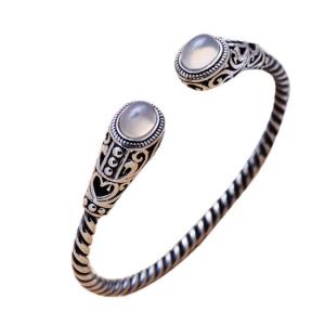 China Sterling Silver Cable Bracelet with  Chalcedony Open Adjustable Cuff Bracelet (XH049954WWHITE) supplier