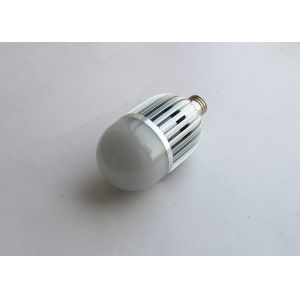 China 休憩の照明のための1180LM光束E27 50-60Hz AC90-240v 12W Dimmable LEDの球根 supplier